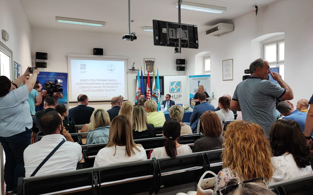 U Vukovaru održana konferencija “Kako politikama rada i kontinuiranim ulaganjem u obrazovanje potaknuti gospodarski razvoj”