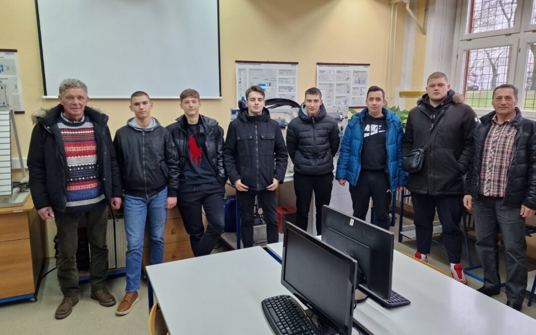 Učenici i nastavnici posjetili Regionalni centar kompetentnosti Tehnička škola Karlovac